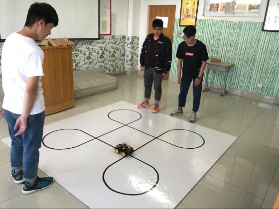 “栋梁杯”机电工程系智能车竞赛圆满结束