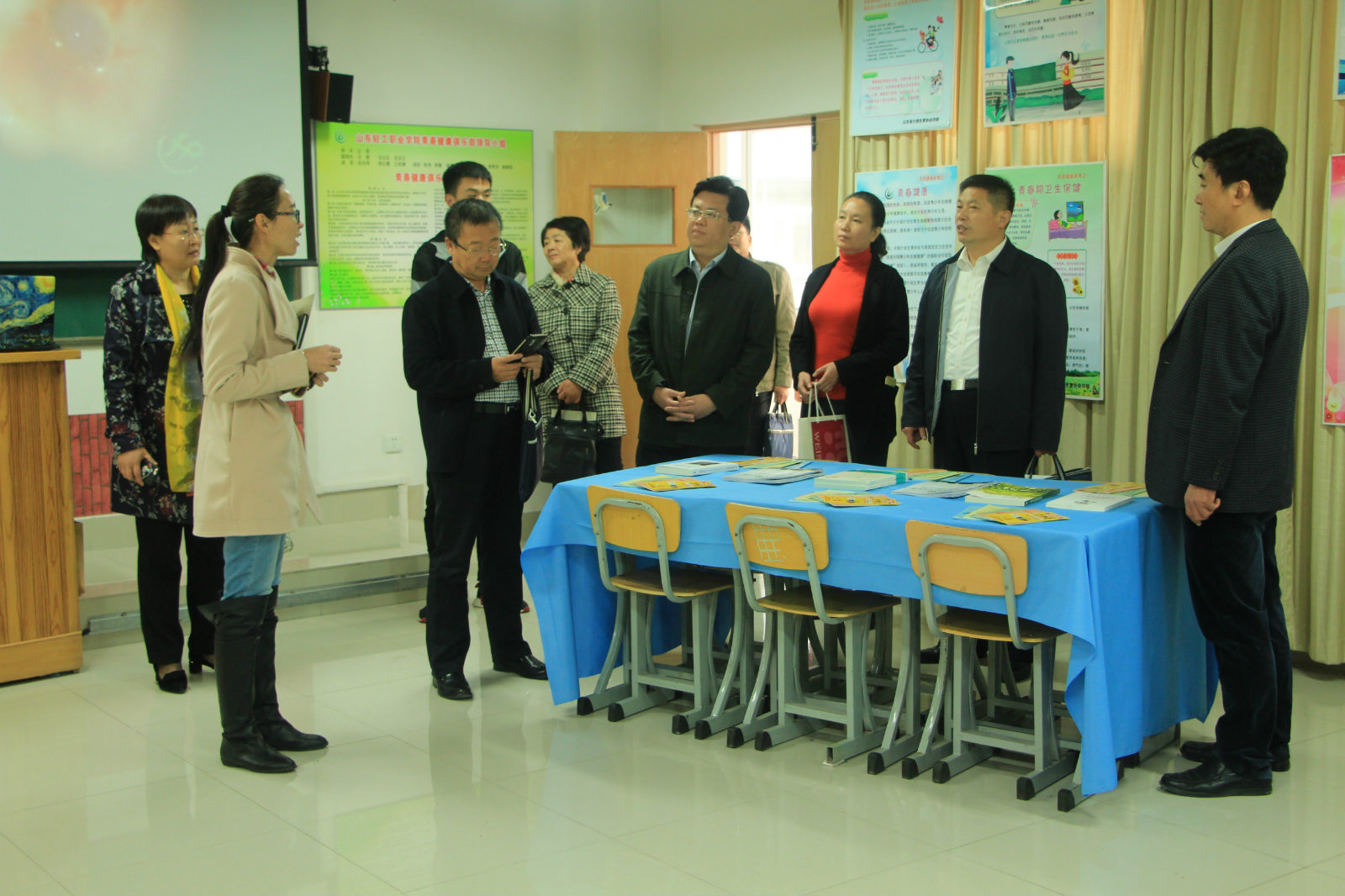 山东省计生协会专家组来院评估青春健康教育工作