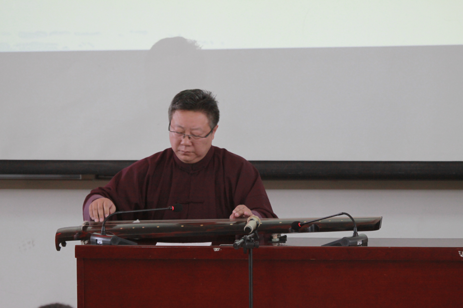 非遗专家团走进学院