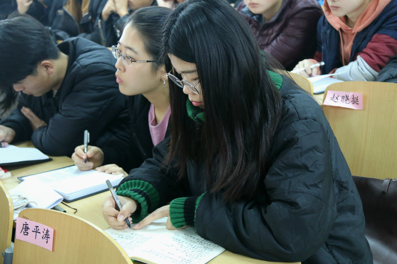 市委常委、市纪委书记初炳玉来院作党的十九大精神宣讲报告