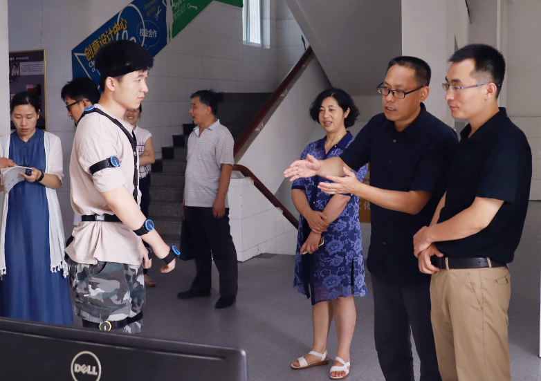 淄博市科技局来我院现场考察校城融合发展项目建设情况