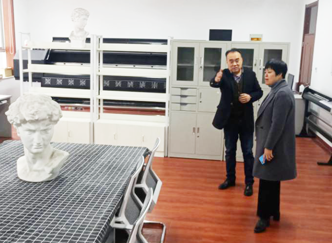 院长孙志斌、副院长梁菊红到艺术设计系调研