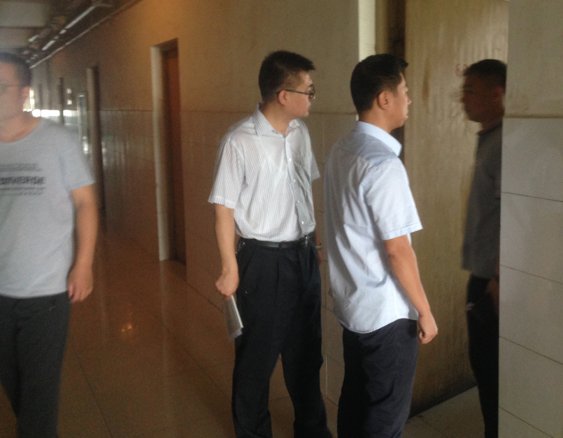 自查-自纠-保安全——信息工程系积极开展6月份公寓安全大检查