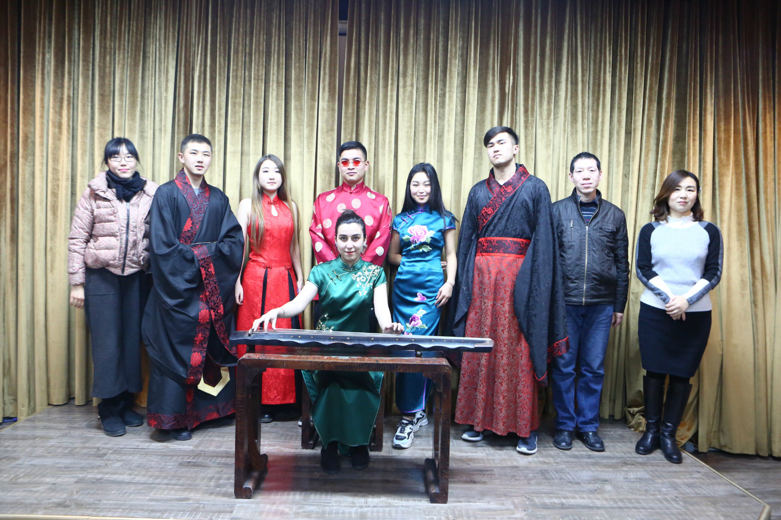 多国留学生代表团来院交流学习中国传统文化