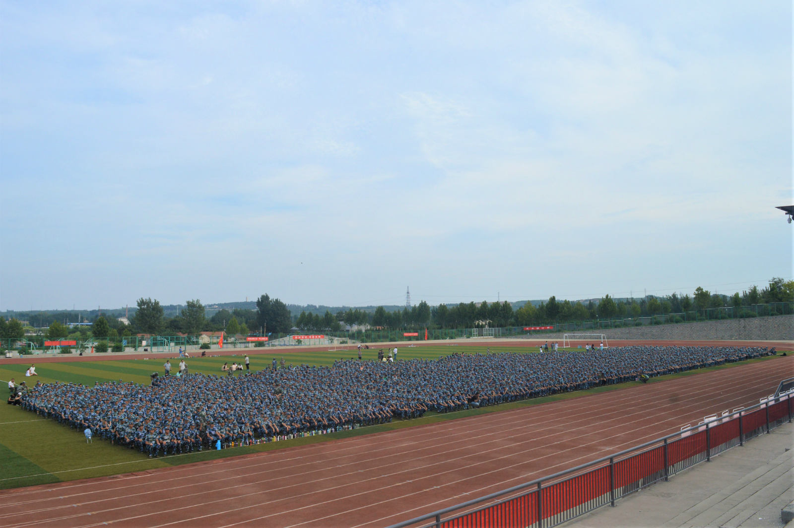 学院举办“无毒青春”讲座