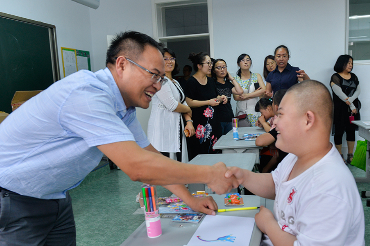 情暖特殊学校，关爱特殊儿童-教学党支部主题党日活动