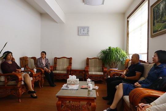 我院与河南博睿思教育信息咨询有限公司洽谈国际交流座谈会