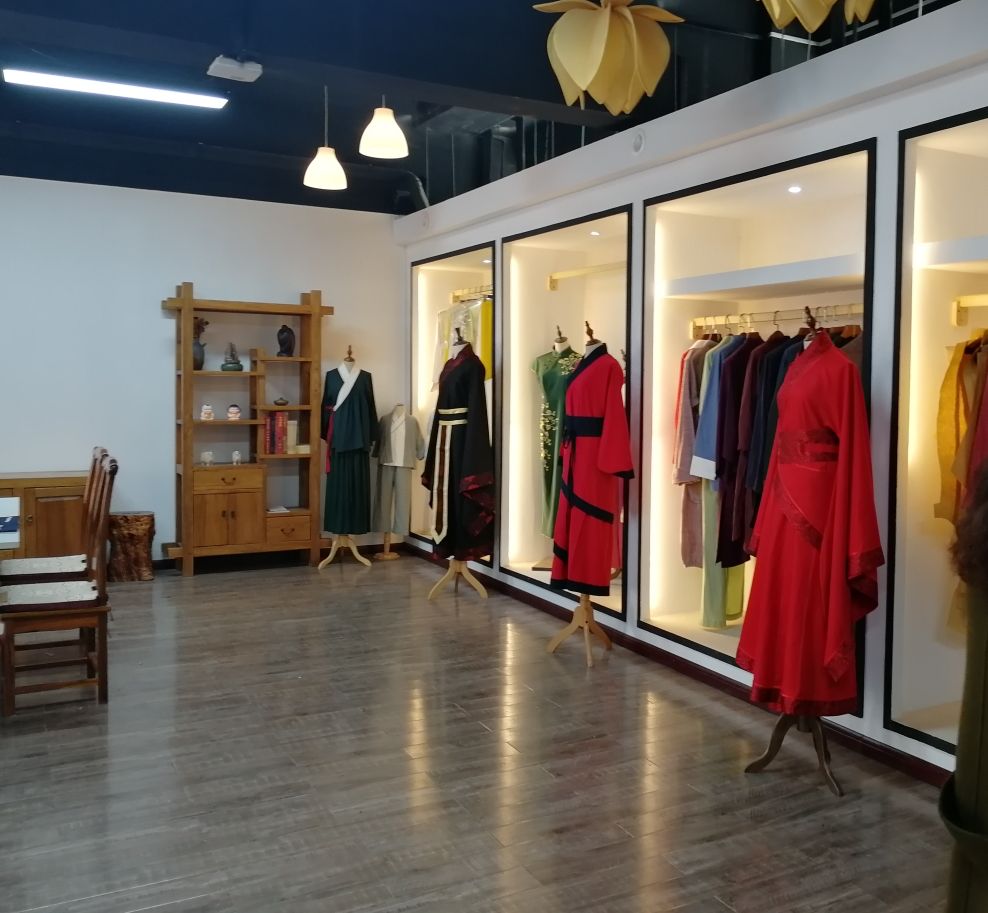 纺织服装工程系与舜唐服饰文化研究院进行校企合作工作洽谈