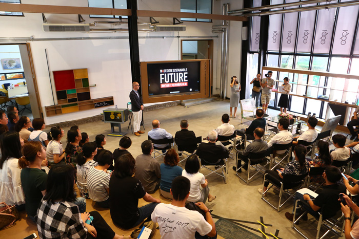 帕森斯设计学院前院长来校作创意设计专题讲座