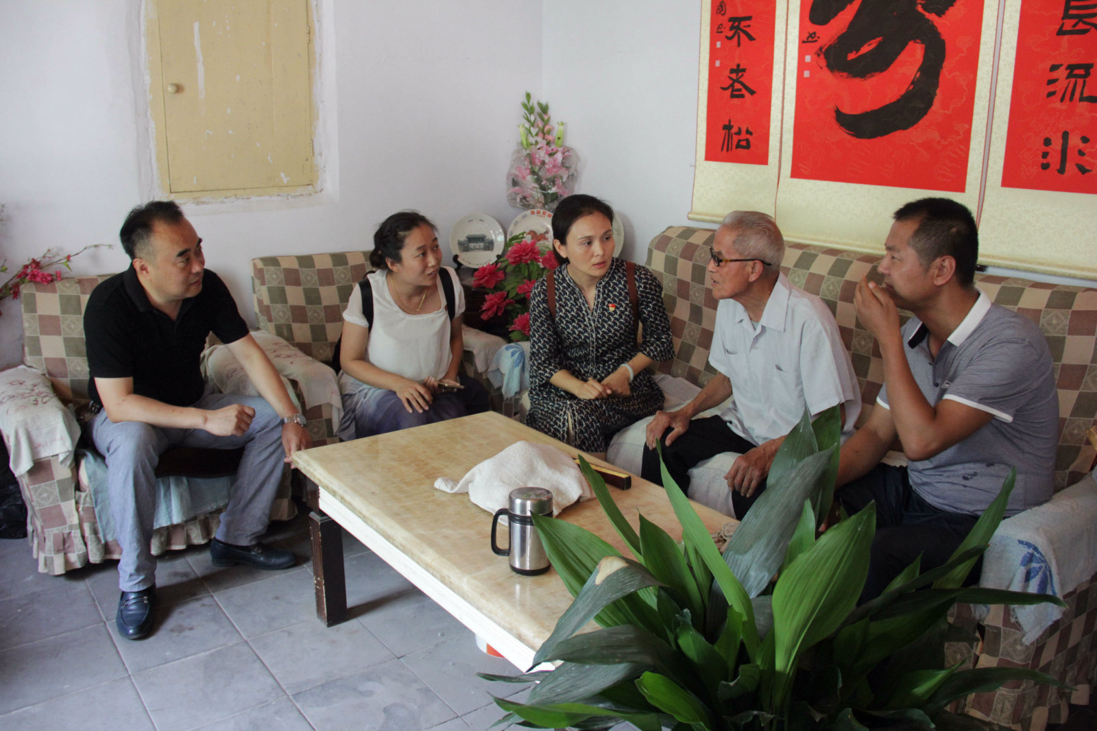 参观红色教育基地接受革命精神洗礼艺术设计系党支部参观革命英雄马耀南故居