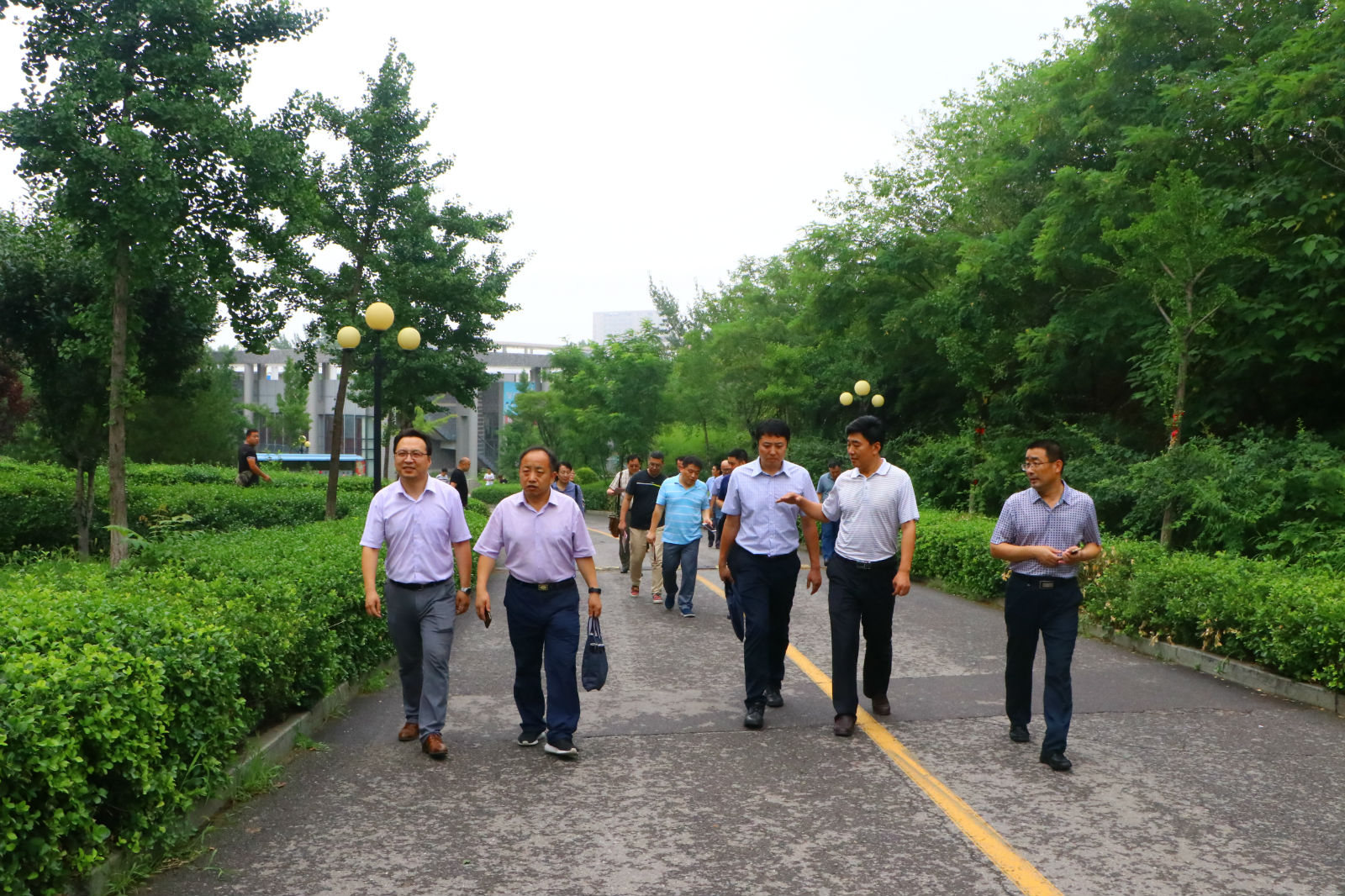 北京市教委高校节能减排调研组来我院考察交流