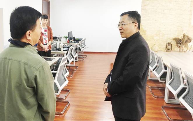 院长孙志斌、副院长梁菊红到艺术设计系调研