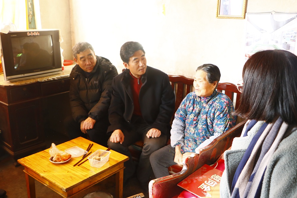 学院开展寒假送温暖系列活动