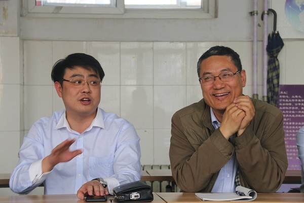 工商管理系召开外聘教师座谈会