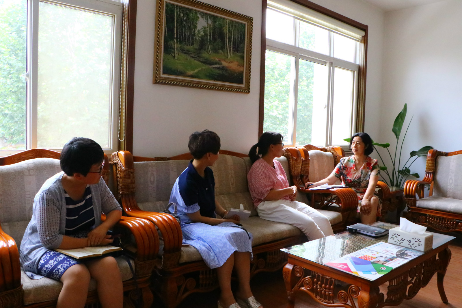 学院与周村区丝绸路街道办事处对接周村区社区教育学院筹建事宜