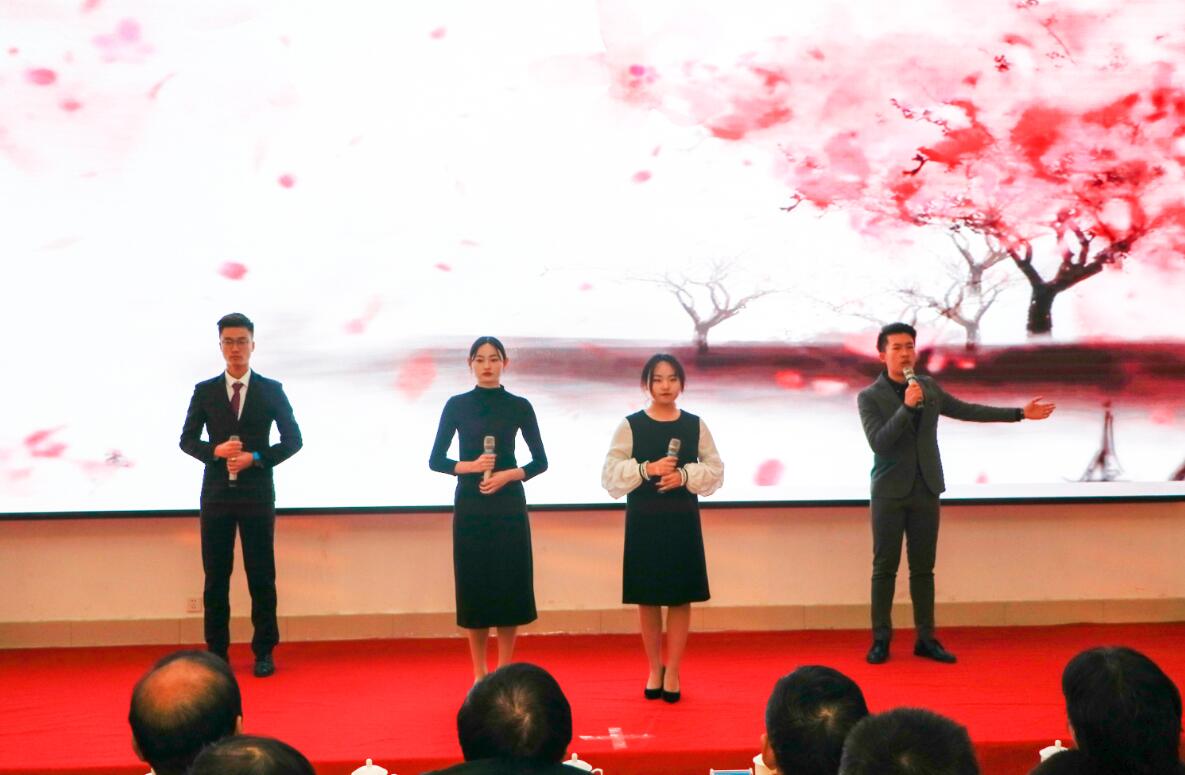 学校第三届“我心中的好老师”颁奖典礼 成功举办