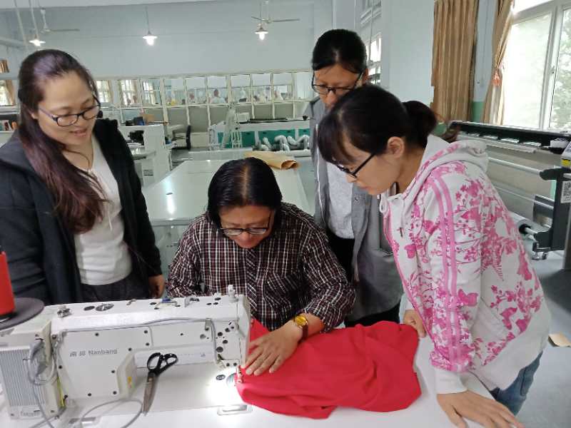 纺织服装工业设计中心系列教师培训报道（二）——缝纫设备培训